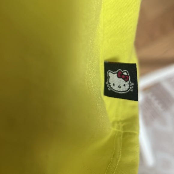 Sanrio Hello Kitty tank top - Picture 9 of 10